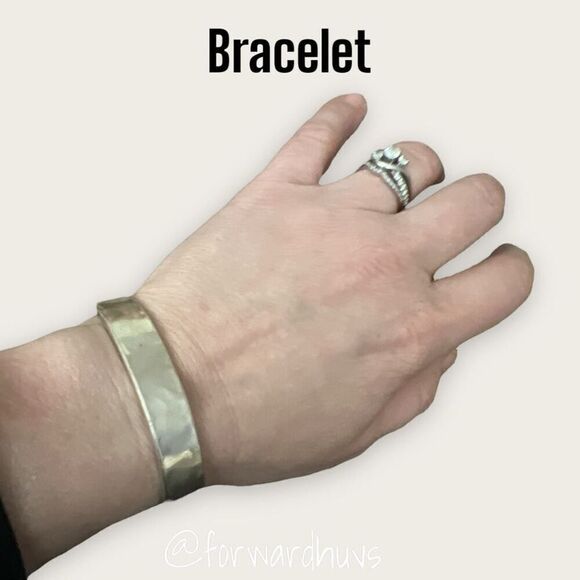 Premier Designs | She Believed She Could So She Did… | Silvertone Bracelet - Picture 1 of 7